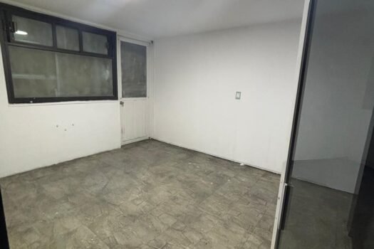 CASA EN VENTA / RENTA IDEAL PARA INVERSIONISTAS