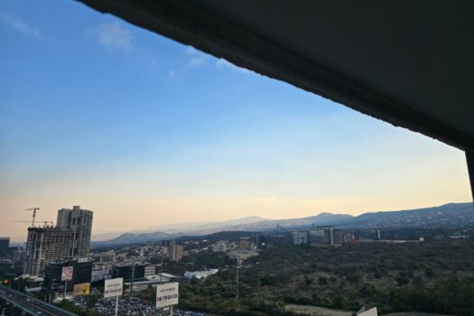 DEPARTAMENTO EN VENTA CON ESPECTACULAR VISTA A A¿LOS VOLCANES