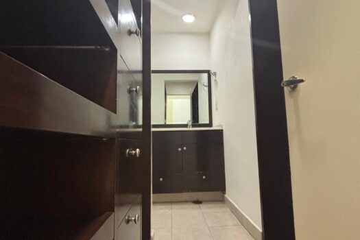 BONITO DEPARTAMENTO EN PB CON TERRAZA EN DEL VALLE NORTE