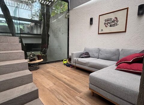 CASA EN VENTA EN ZONA EXCLUSIA DE LA CIUDAD