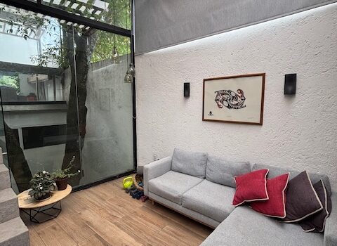 CASA EN VENTA EN ZONA EXCLUSIA DE LA CIUDAD