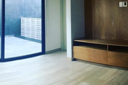 CASA MINIMALISTA EN RENTA