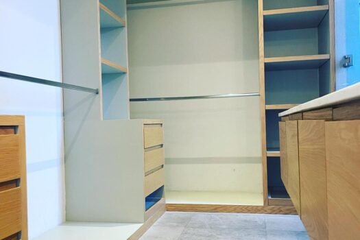 CASA MINIMALISTA EN RENTA